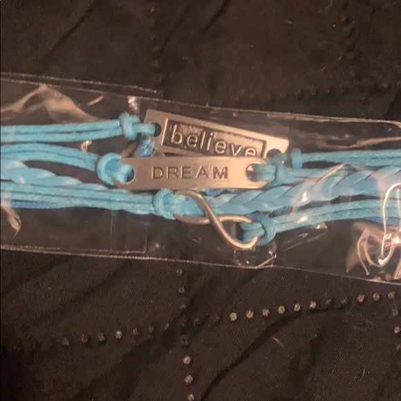 Dream Believe - Picture 2 of 3